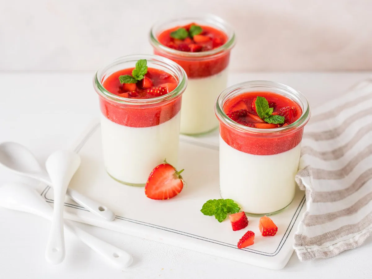 Erdbeer-Panna-cotta